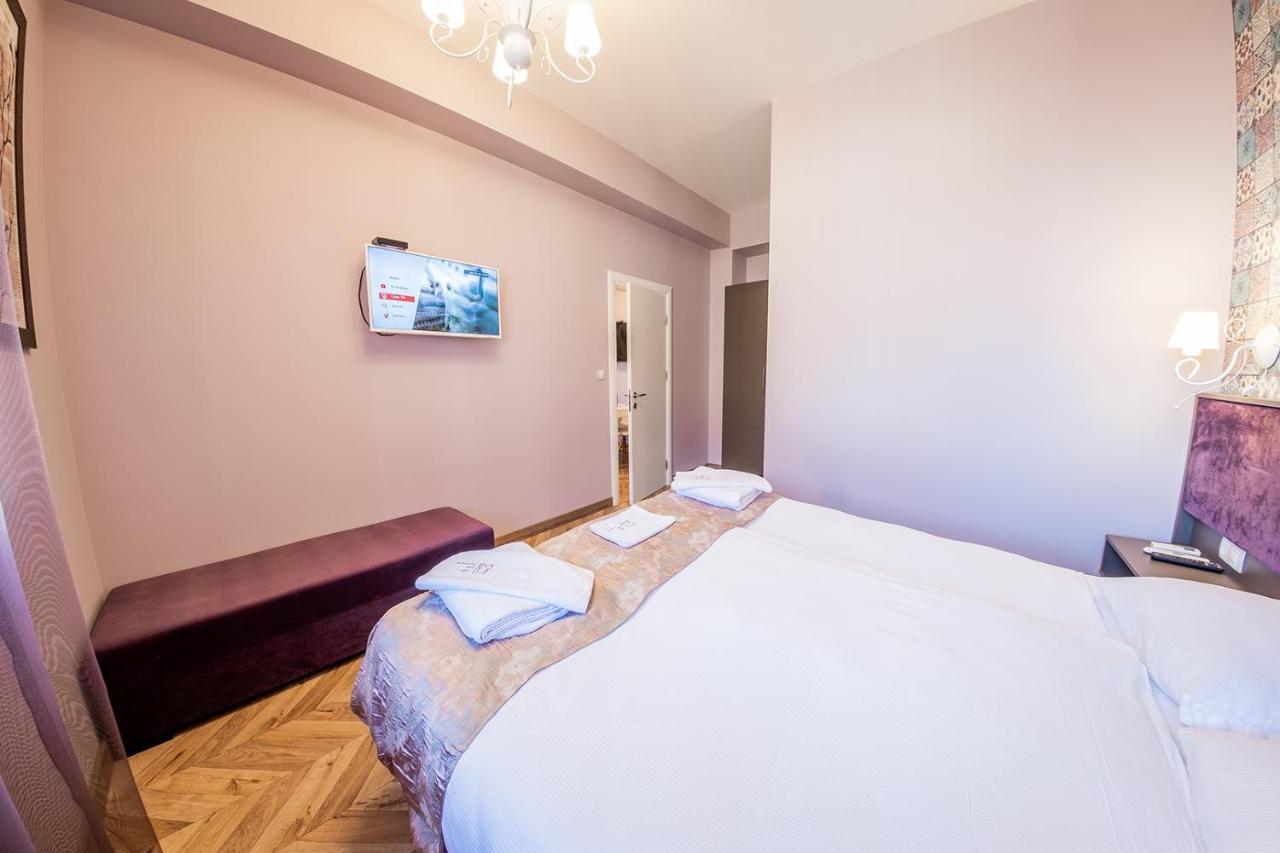 Sofia Violet Life Apartment ภายนอก รูปภาพ